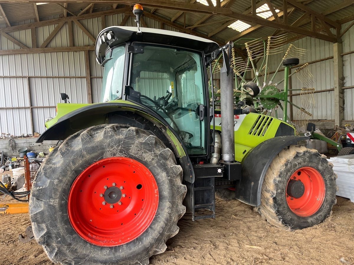 Claas Arion 620 Traktor 41 700 EUR