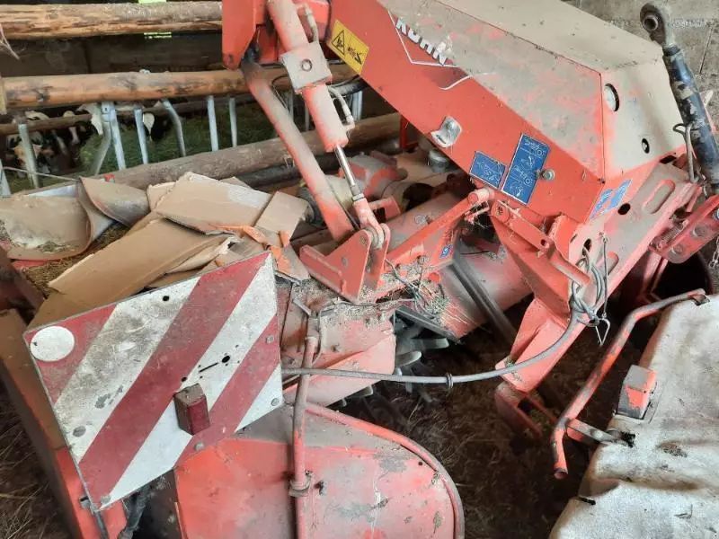 E-FARM: Kuhn fc313f - Faucheuse - id WKPRHM9 - 5 000 € - Année: 2008 - France