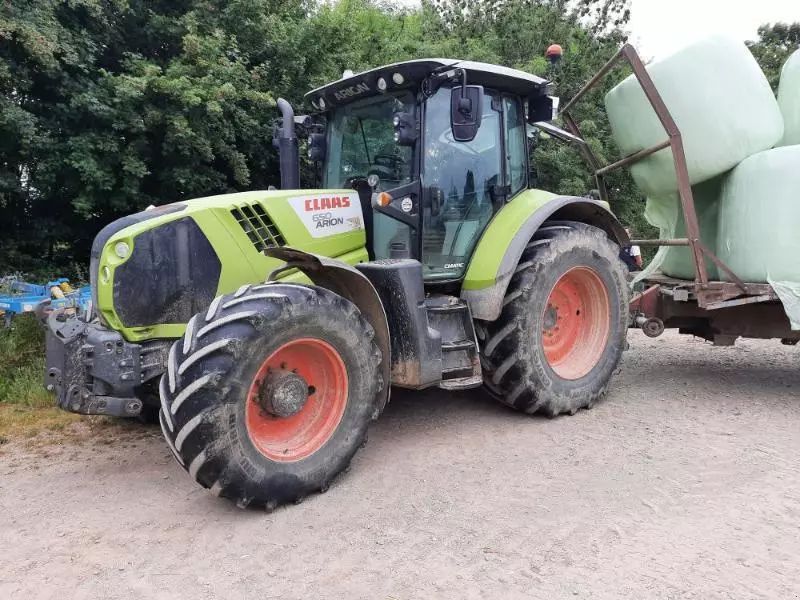 Claas Arion 650 Tractor €57,000