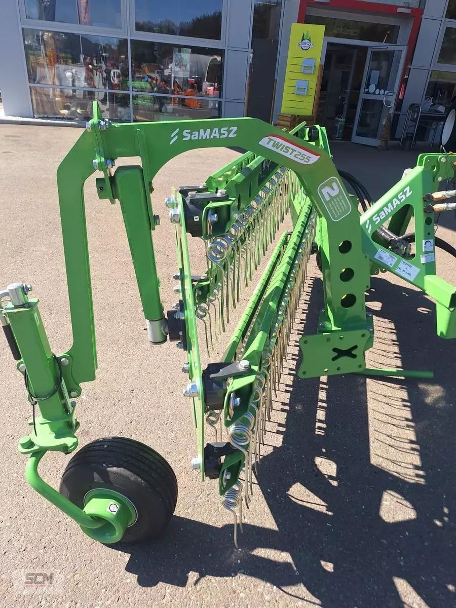 SaMASZ twist 255 Zgrabiarka pokosowa 5833 €