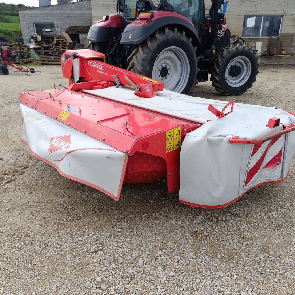 E-FARM: Kuhn fc 283 gii - Faucheuse - id 7L9THDI - 7 000 € - Année: 2009 - France