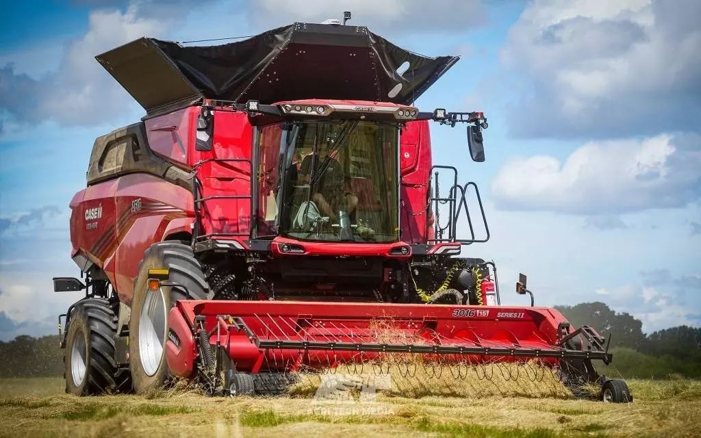 Case IH Axial-Flow AF 10 Mähdrescher