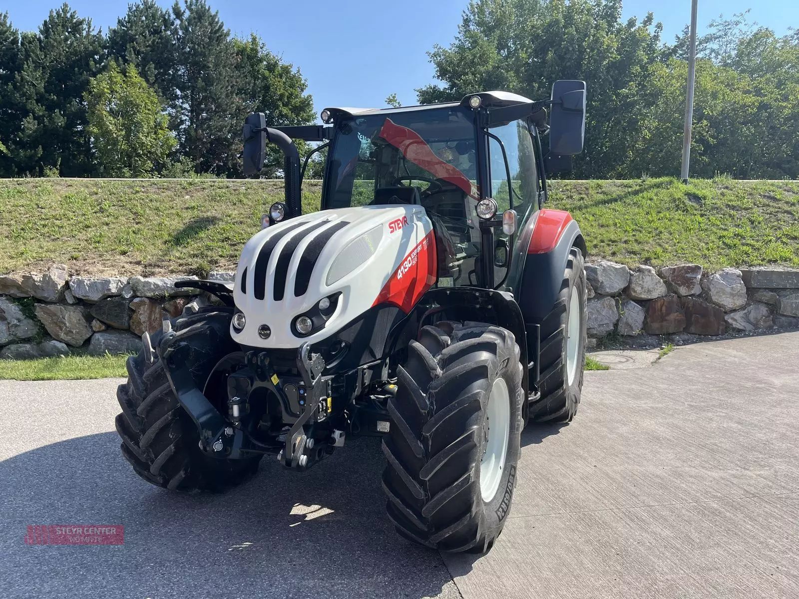 E-FARM: Steyr Expert 4130 CVT - Tracteur - id 67HNKGW - 84 071 € - Année: 2021 - Lecture du nombre d'heure: 735,Puissance du moteur (chevaux): 130,Autriche