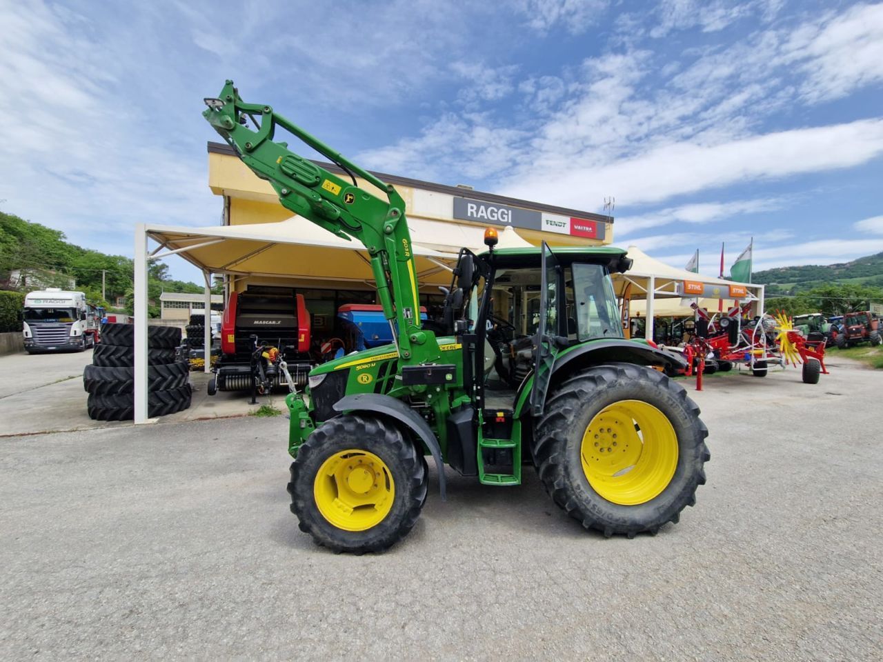 E-FARM: John Deere 5090 M - Tractor - id I7E248E - 58.500 € - Año: 2019 - Horas: 2400,Potencia del motor: 120,Italia