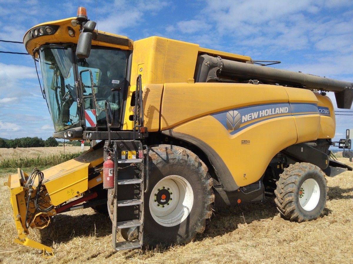 New Holland CX7.80 ST5 combine €205,000