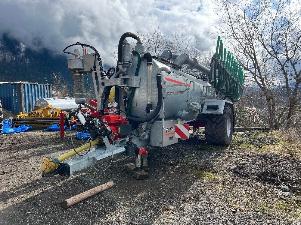 E-FARM: Pichon tci 8100 - Spandi liquame semimovente - id CLRZEKX - 36.000 € - Anno di costruzione: 2021 - Francia