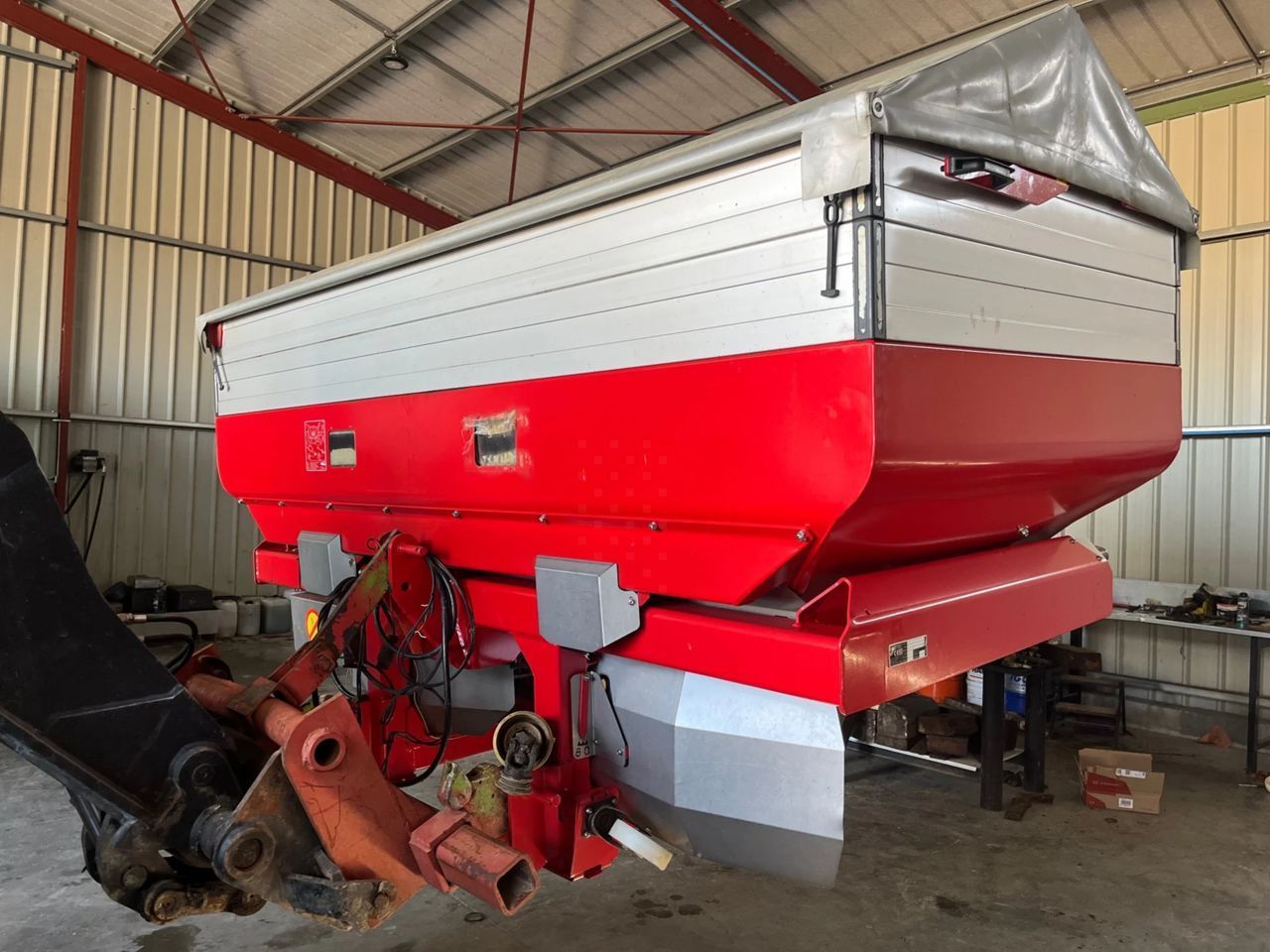 Kverneland tl geospread Spandiconcime 12.300 €