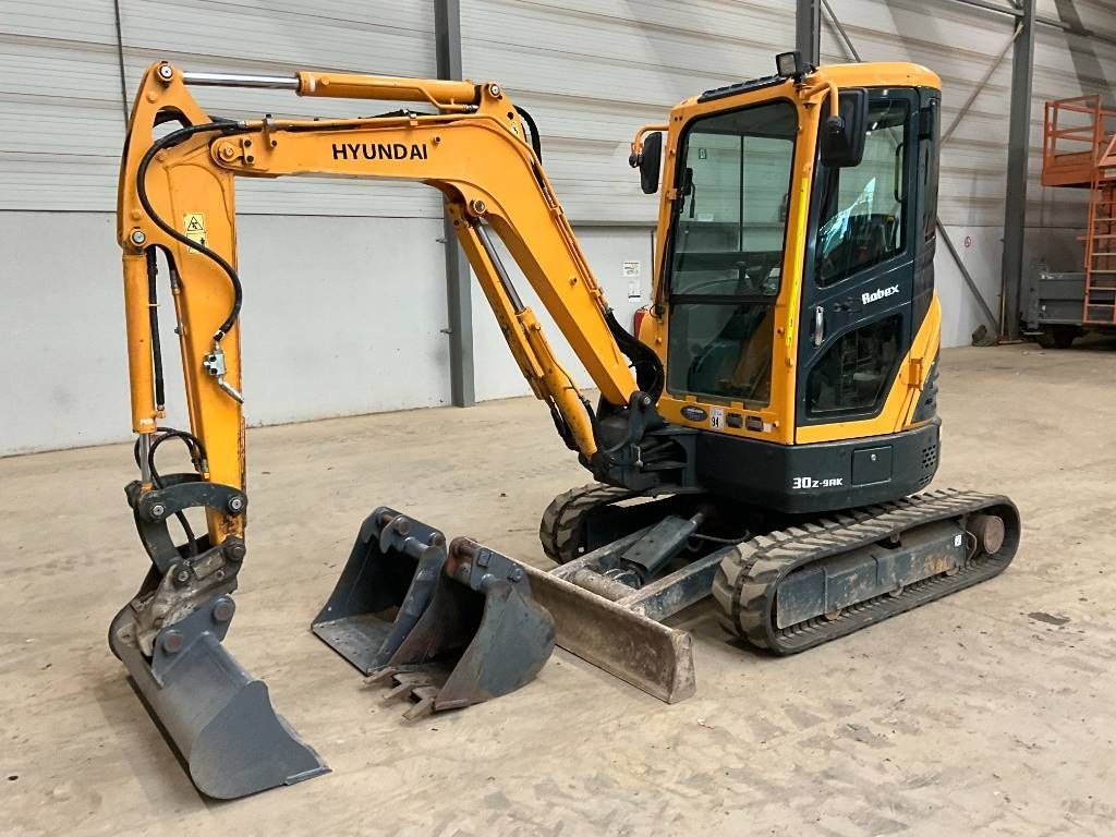 HYUNDAI robex 30 z-9 ak Minikoparka 20 750 €