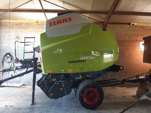 E-FARM: Claas Variant 480 RF - Baler - id CLIRESL - €25,000 - Year of construction: 2018 - Total number of bales produced: 17,100,France