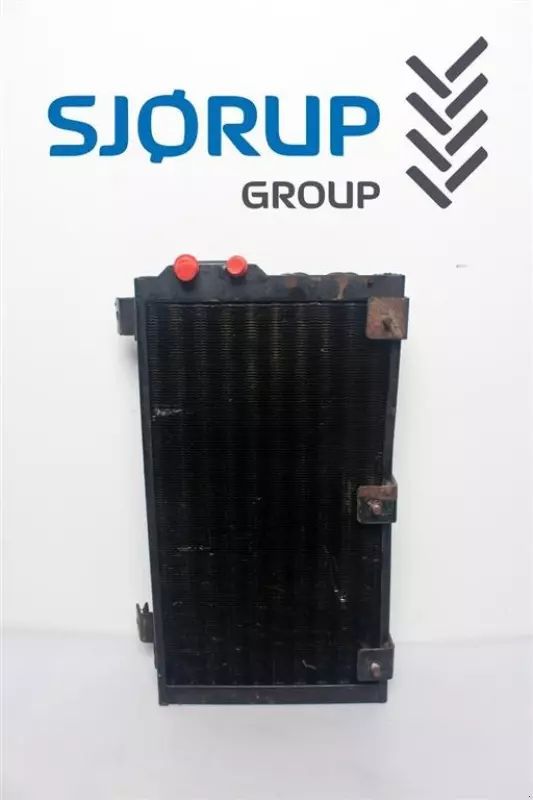 Massey Ferguson 8240 Parts