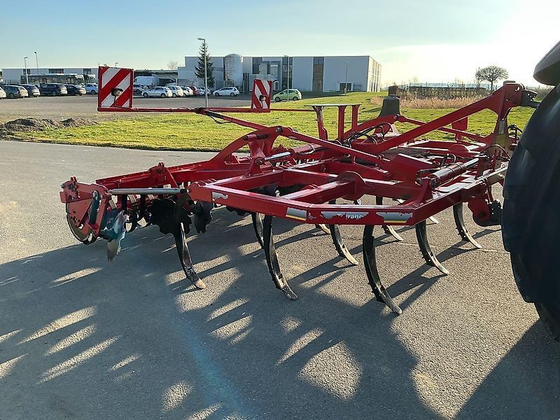 HORSCH Terrano 4 FX Kultivátor 10 900 €