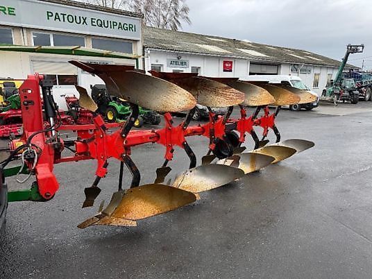 E-FARM: GREGOIRE BESSON rc47 - Pług - id QCRRSTM - 5900 € - Rok produkcji: 2008 - Francja
