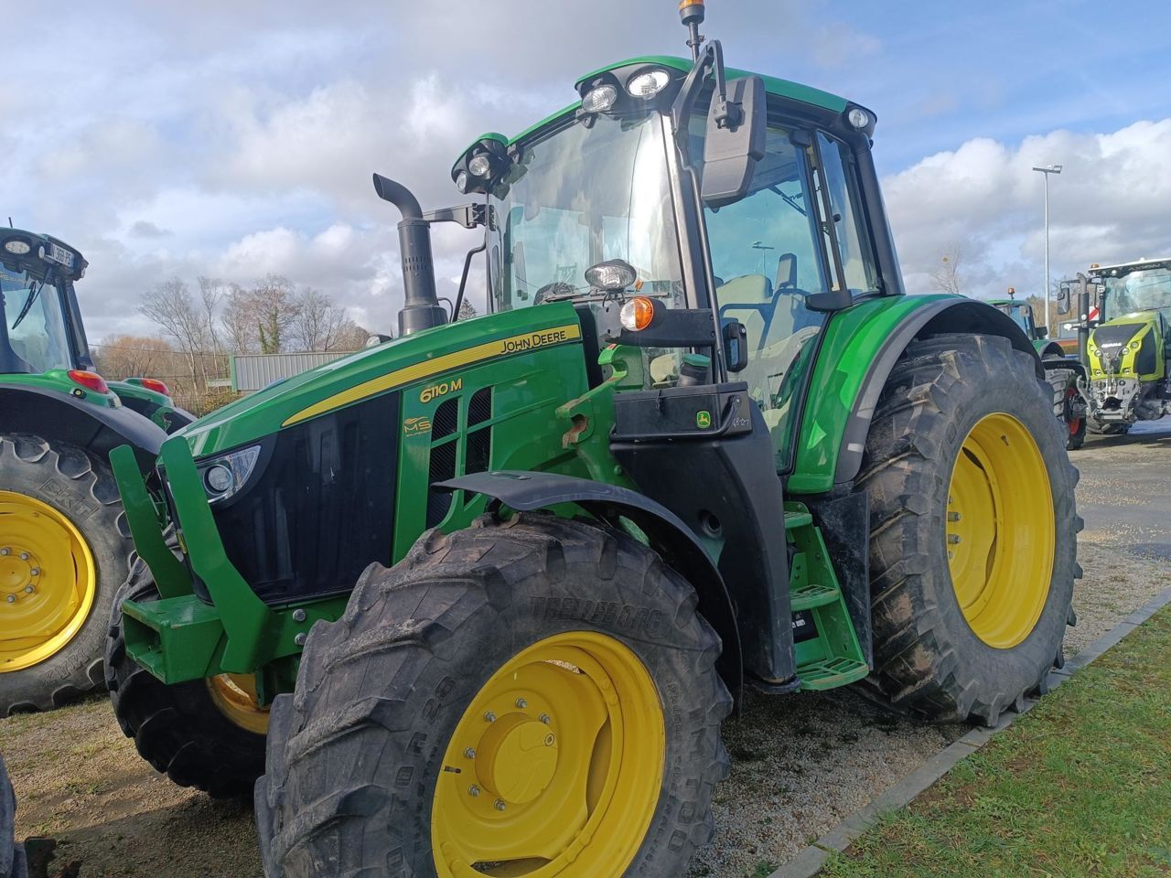 John Deere 6110 M Traktor 72.000 €