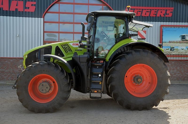E-FARM: Claas Axion 930 Cmatic - Traktor - id XJDXBDF - 252.000 € - Baujahr: 2024 - Abgelesene Motorstunden: 50,Motorleistung (PS): 355,Deutschland