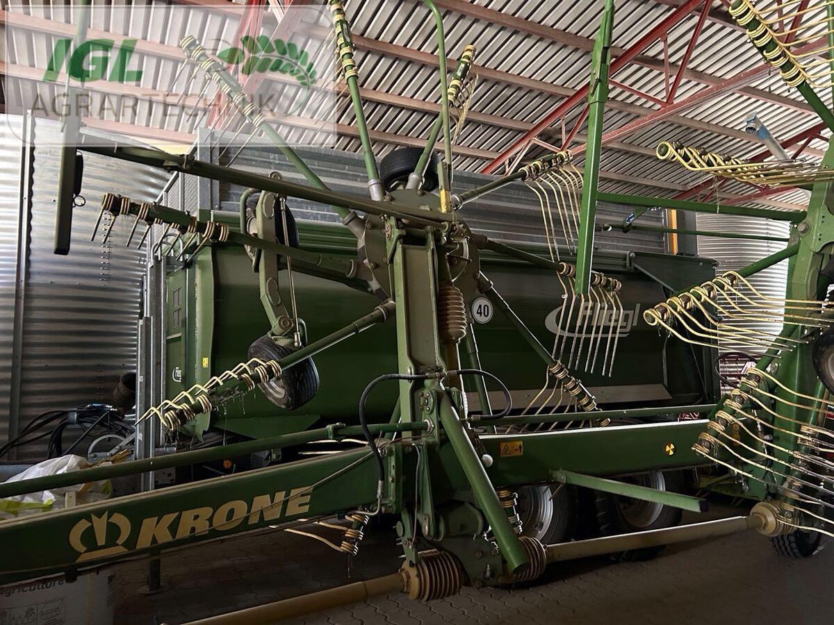 E-FARM: Krone Swadro 807 - Karuzelowy przetrząsacz do siana - id FTDGLKN - 12 900 € - Rok produkcji: 2013 - Niemcy