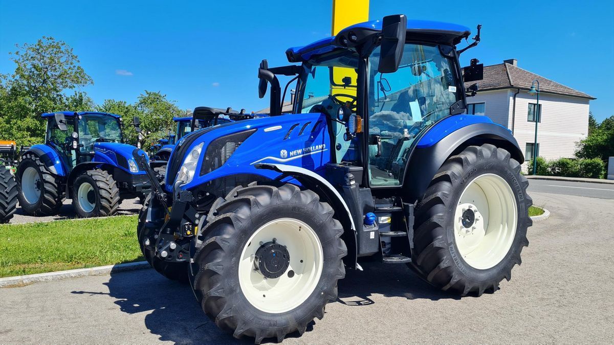 E-FARM: New Holland T5.110 - Tractor - id TZ2GZC6 - €82,084 - Year of construction: 2024 - Engine hours: 225,Engine power (HP): 110,Austria