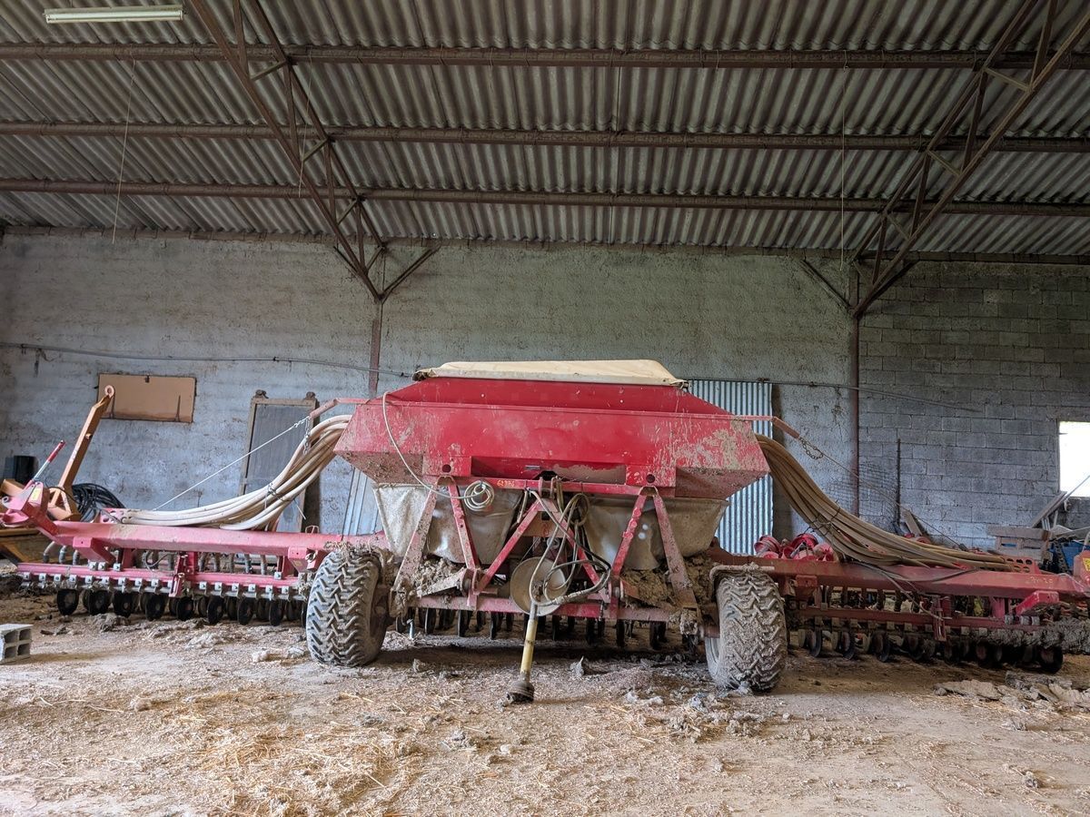 Kverneland dv 8 Siewnik rzędowy/agregat uprawowo-siewny 9000 €