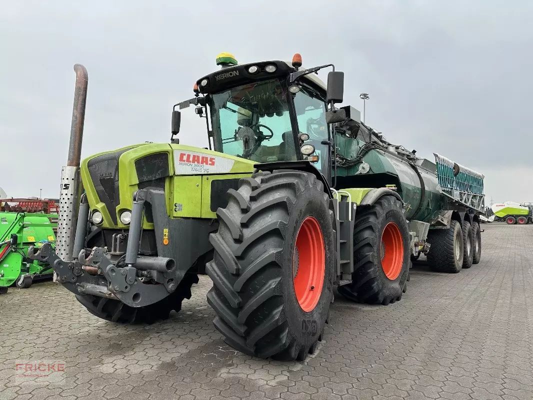 E-FARM: Claas Xerion 3800 TRAC VC - Traktor - id JRMHJTS - 119.900 € - Baujahr: 2006 - Abgelesene Motorstunden: 9.475,Motorleistung (PS): 321,Deutschland