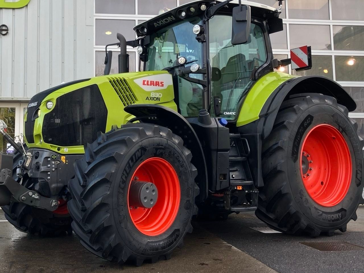 Claas Axion 830 CMATIC Tracteur