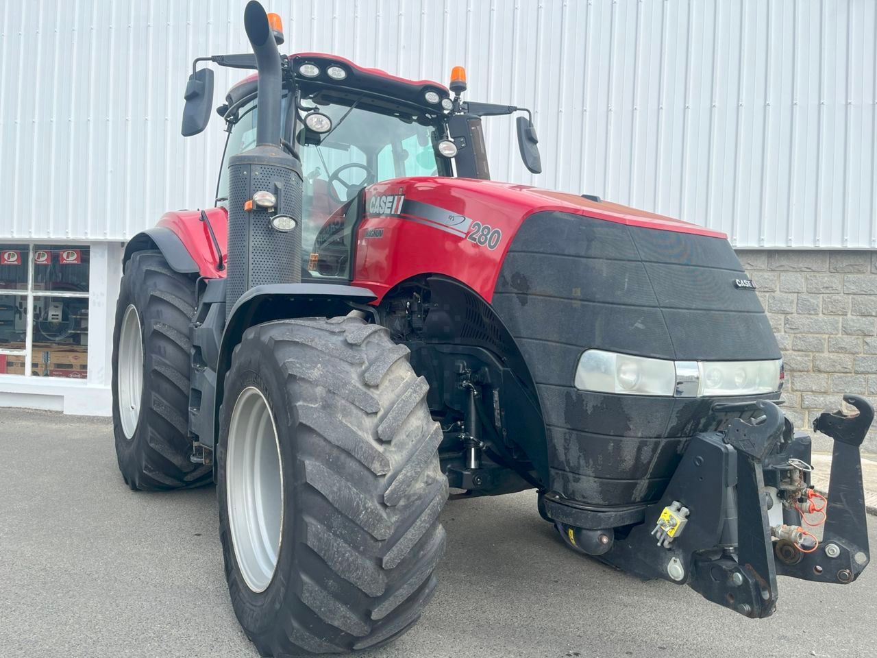 E-FARM: Case IH Magnum 280 - Tracteur - id FVEQCHV - 103 000 € - Année: 2019 - Lecture du nombre d'heure: 3 544,Puissance du moteur (chevaux): 280,France