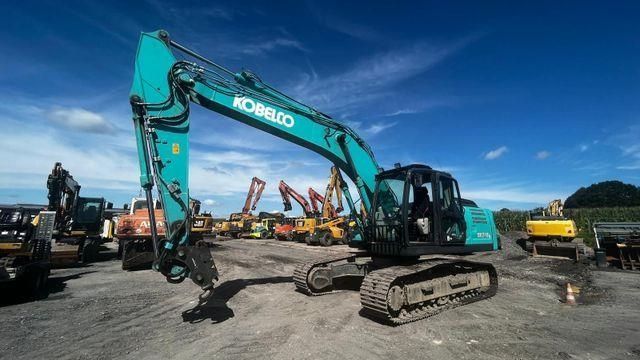 Kobelco sk 210 Crawler excavator €85,000