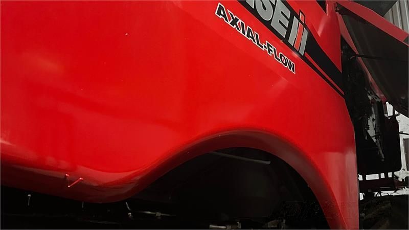 Case IH Axial-Flow 8240 Combine harvester €146,561