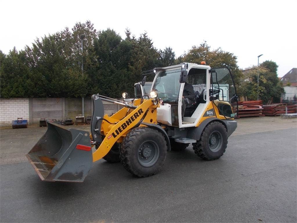 Liebherr l 504 compact g8.0-d Chargeuse sur pneus 41 000 €