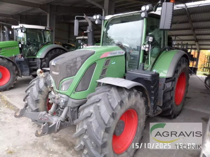 Fendt 718 Vario Tractor €64,900