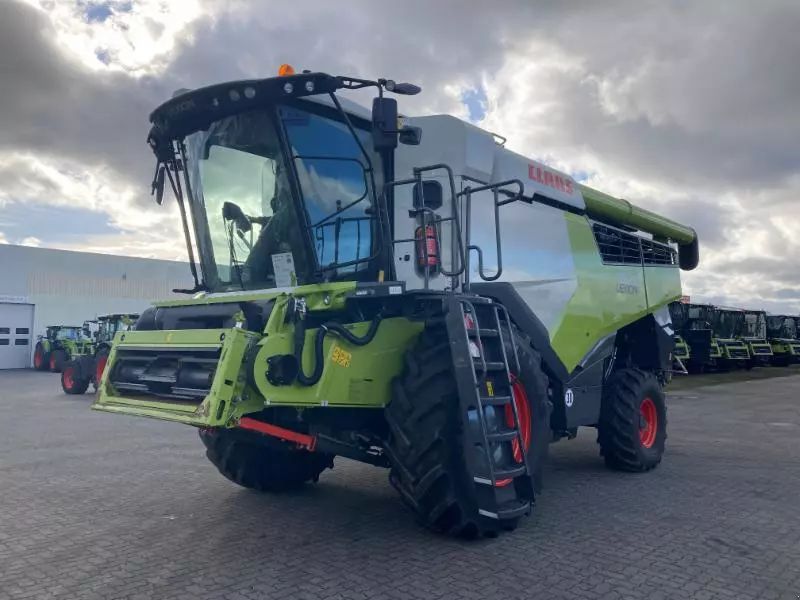 E-FARM: Claas Lexion 6600 - Moissoneuse-batteuse - id 5XKZBHY - Année: 2022 - Lecture du nombre d'heure: 394,Puissance du moteur (chevaux): 354,Allemagne