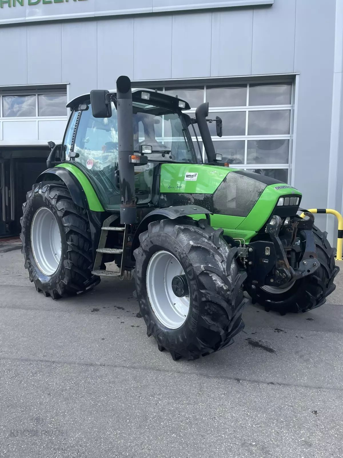 E-FARM: Deutz-Fahr Agrotron M620 - Tracteur - id WJT62YG - 40 000 € - Année: 2012 - Lecture du nombre d'heure: 6 400,Puissance du moteur (chevaux): 163,Allemagne