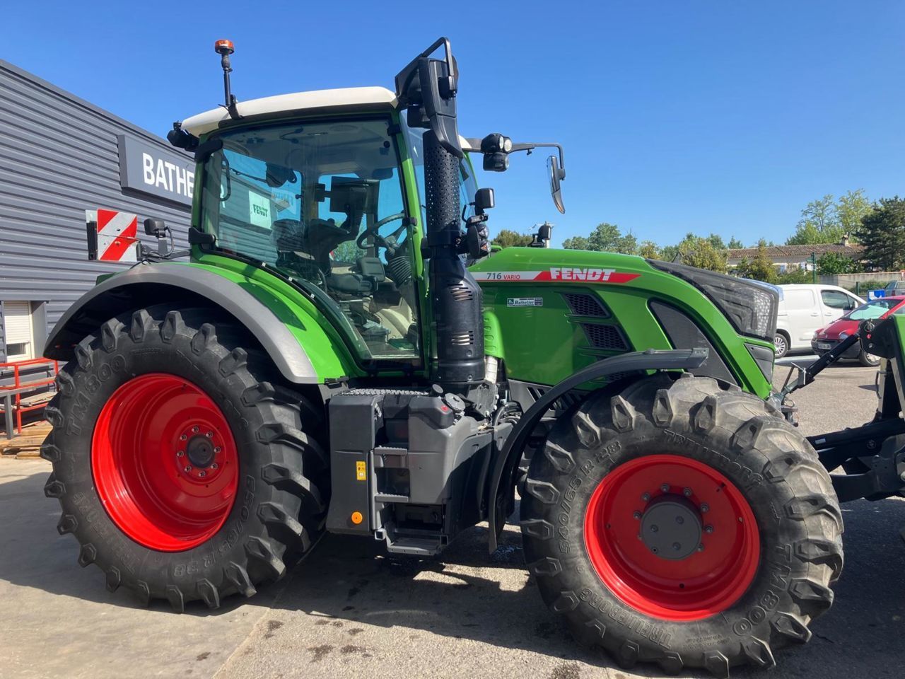 Fendt 716 Vario Traktor 139 000 EUR
