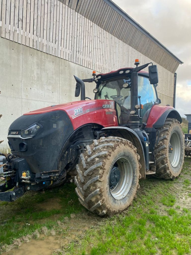 Case IH Magnum 310 Traktor 130.000 €