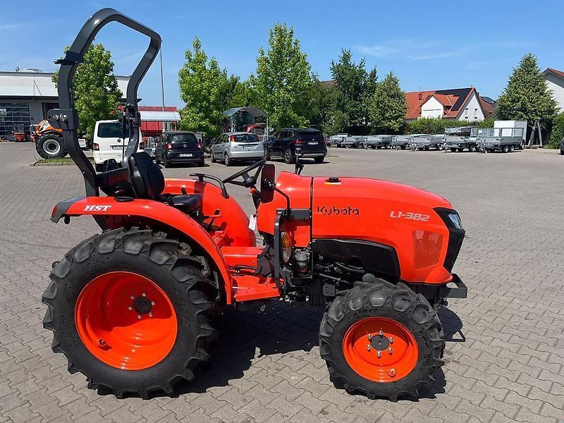 Kubota L1-382 DHW-EC Tractor 23.500 EUR