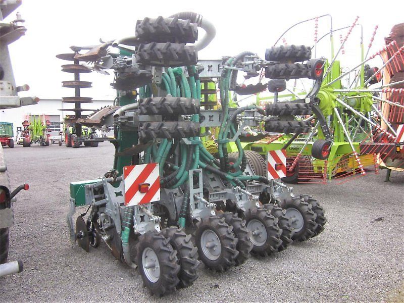 E-FARM: Samson strip-till 8, gülleinjektor vo - Gülleanbaugerät - id MPTBXIA - 49.580 € - Baujahr: 2021 - Deutschland