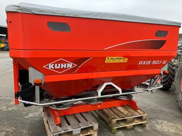 Kuhn axis 50.1 w Fertiliser spreader €10,500