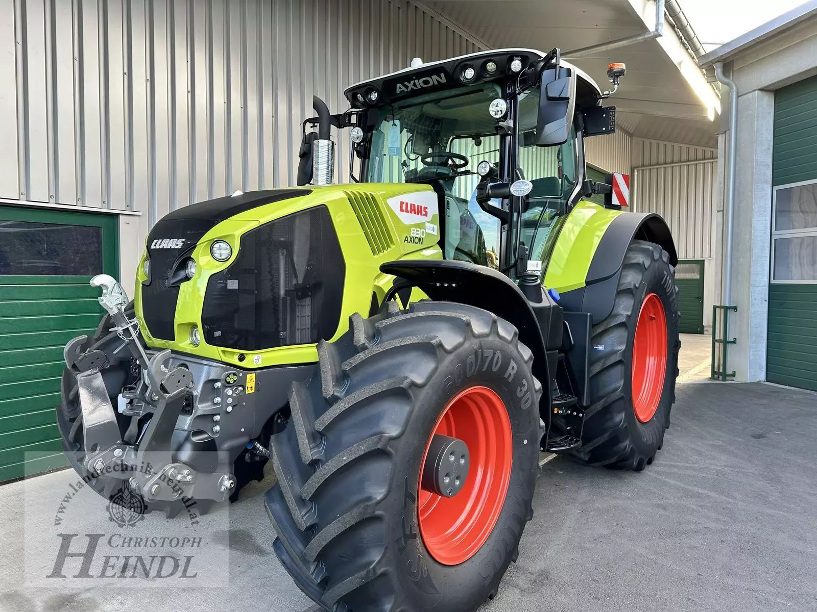 E-FARM: Claas Axion 830 CMATIC CEBIS - Tractor - id JVNKUNA - Year of construction: 2024 - Engine hours: 100,Engine power (HP): 235,Austria