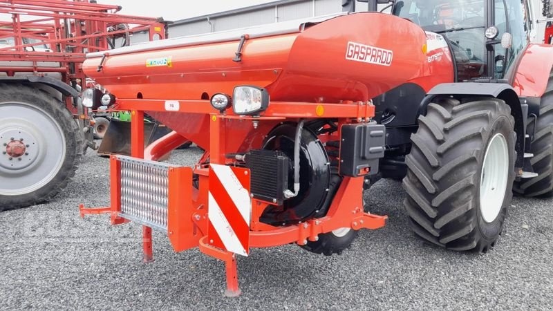 Maschio fronttank pa 1 iso bus mit reifenpacker drillingcombination €17,900