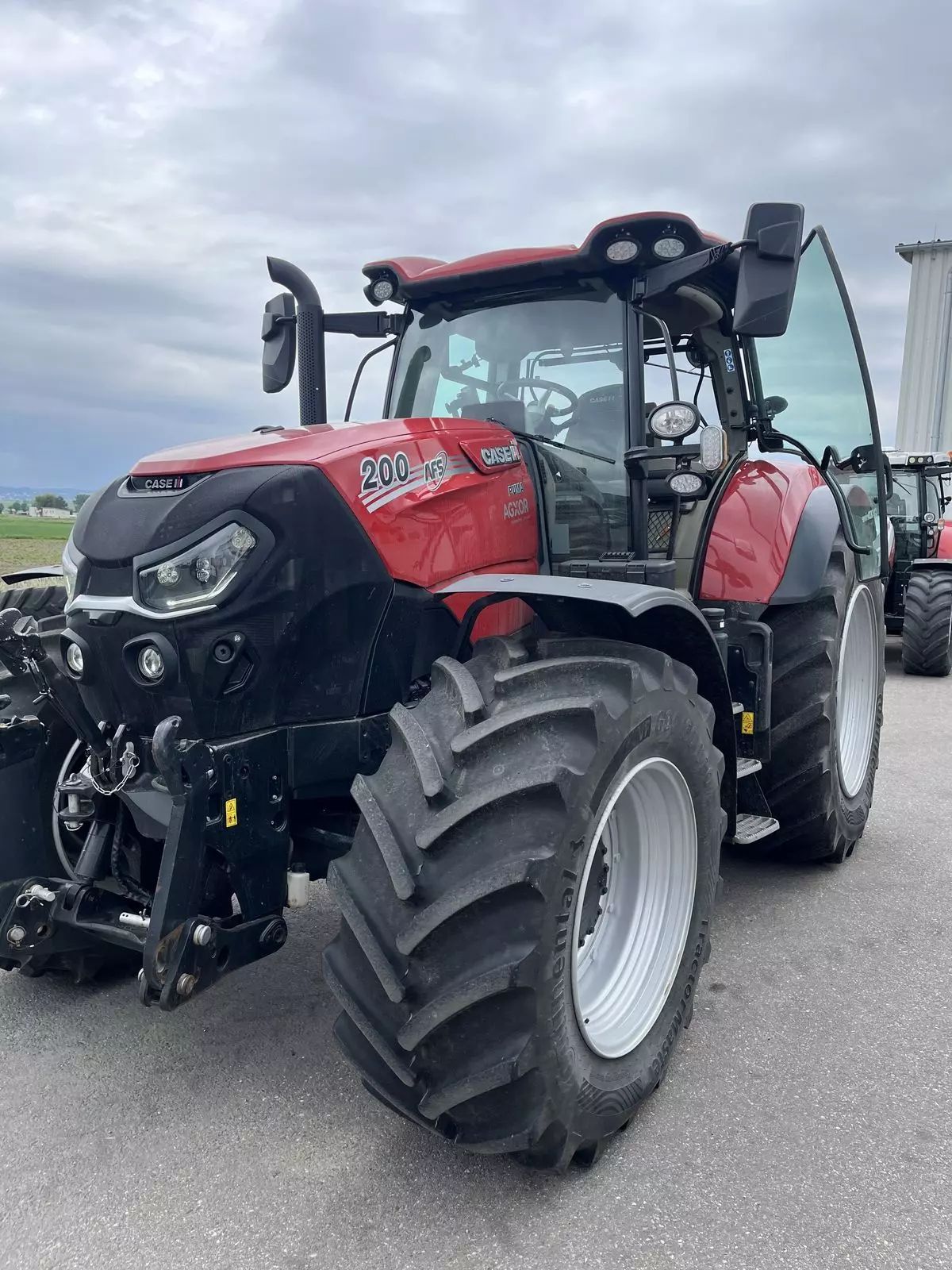 E-FARM: Case IH Puma 200 - Traktor - id HLXAGUB - 141.000 € - Baujahr: 2023 - Abgelesene Motorstunden: 1.050,Motorleistung (PS): 200,Österreich