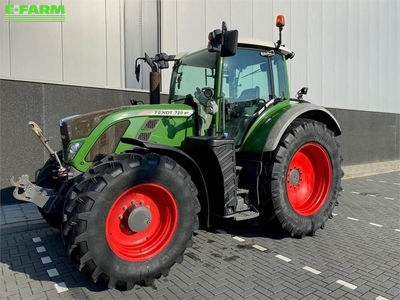 E-FARM: Fendt 720 Vario - Tractor - id HQKGPAN - €74,500 - Year of construction: 2013 - Engine hours: 8,975,Engine power (HP): 205,Netherlands