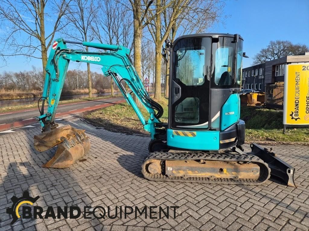 E-FARM: Kobelco sk28sr - Mini excavator - id ZKIXFVI - Year of