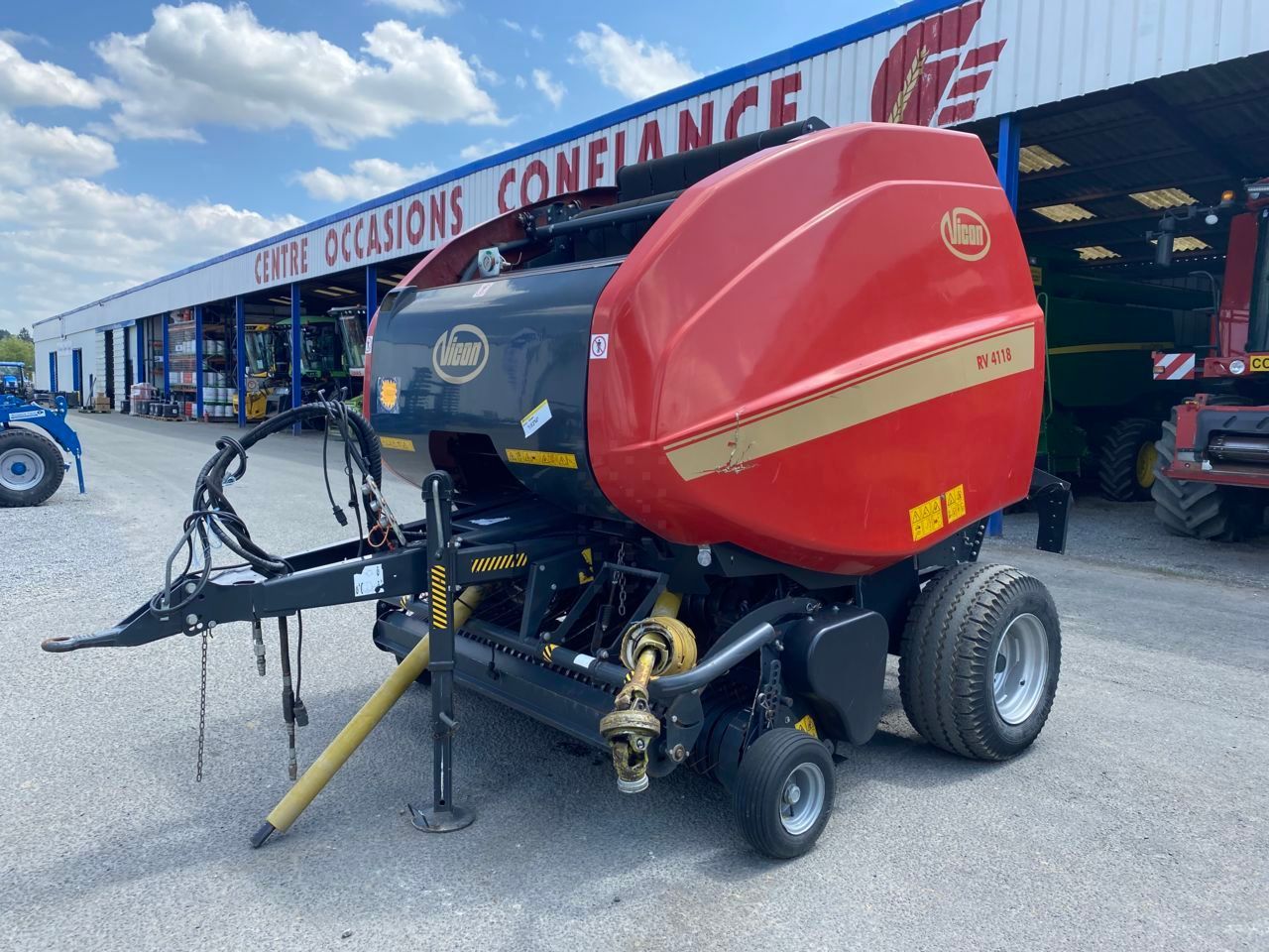 E-FARM: Vicon RV 4118 - Pressa - id TDZHK8B - 17.000 € - Anno di costruzione: 2011 - Francia