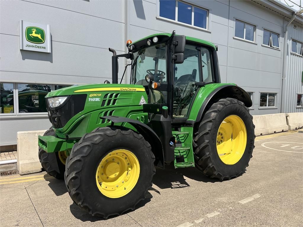 John Deere 6130 M Tracteur 63 329 €