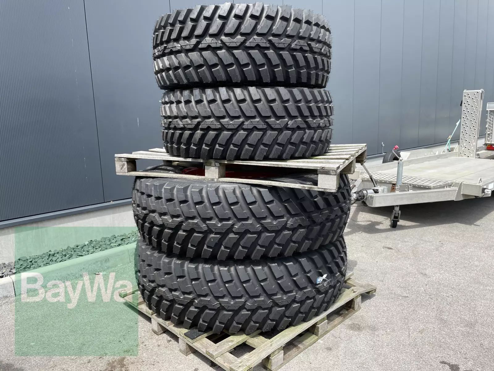 Nokian 460/65 r24 & 480/80 r34 Ruedas y orugas 8990 €