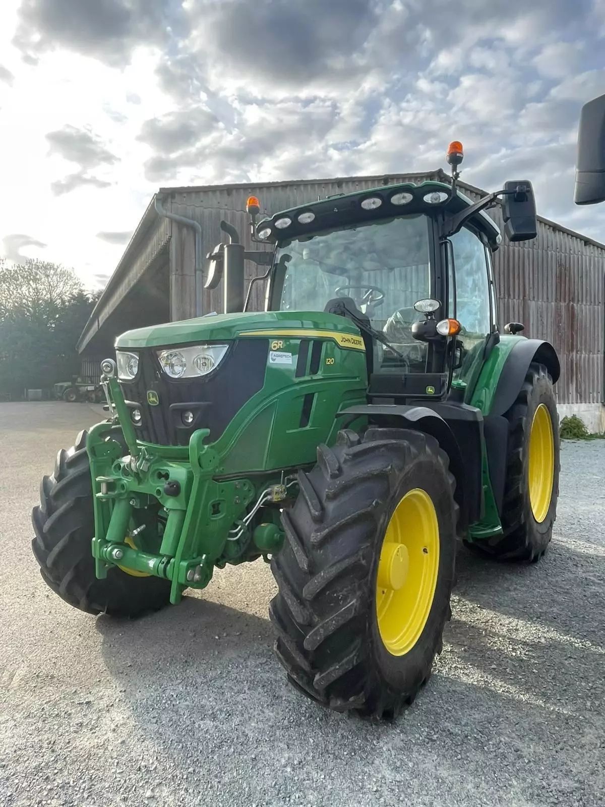 John Deere 6R 120 Tractor 99.500 €