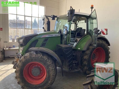 E-FARM: Fendt 718 Vario - Tractor - id AAJRIY1 - €98,908 - Year of construction: 2018 - Engine hours: 5,820,Engine power (HP): 178,Germany