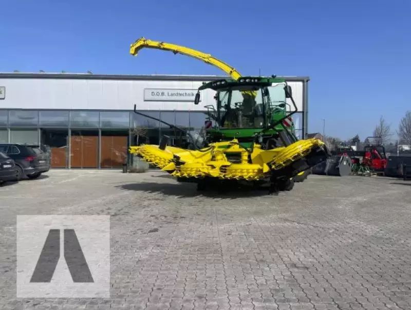 John Deere 8600 Trinciatricia semovente 295.000 €