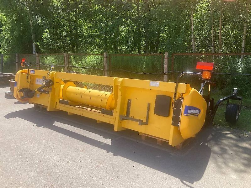 E-FARM: New Holland SGX 790 - Header - id QL3PXBV - €28,500 - Year of construction: 2020 - Latvia