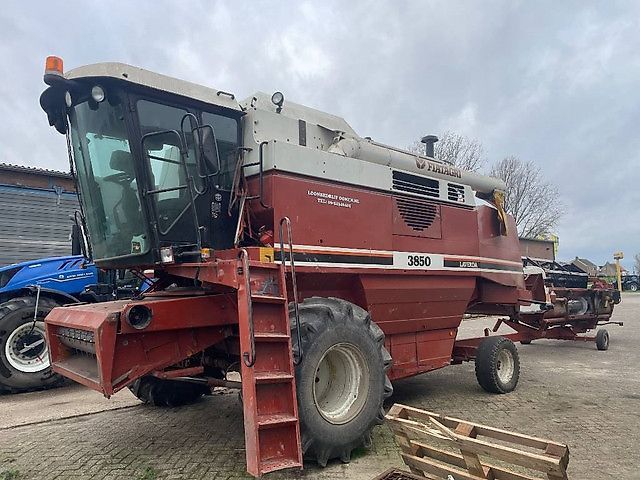 Laverda / fiatagri 3850a Комбайн 15 000 €