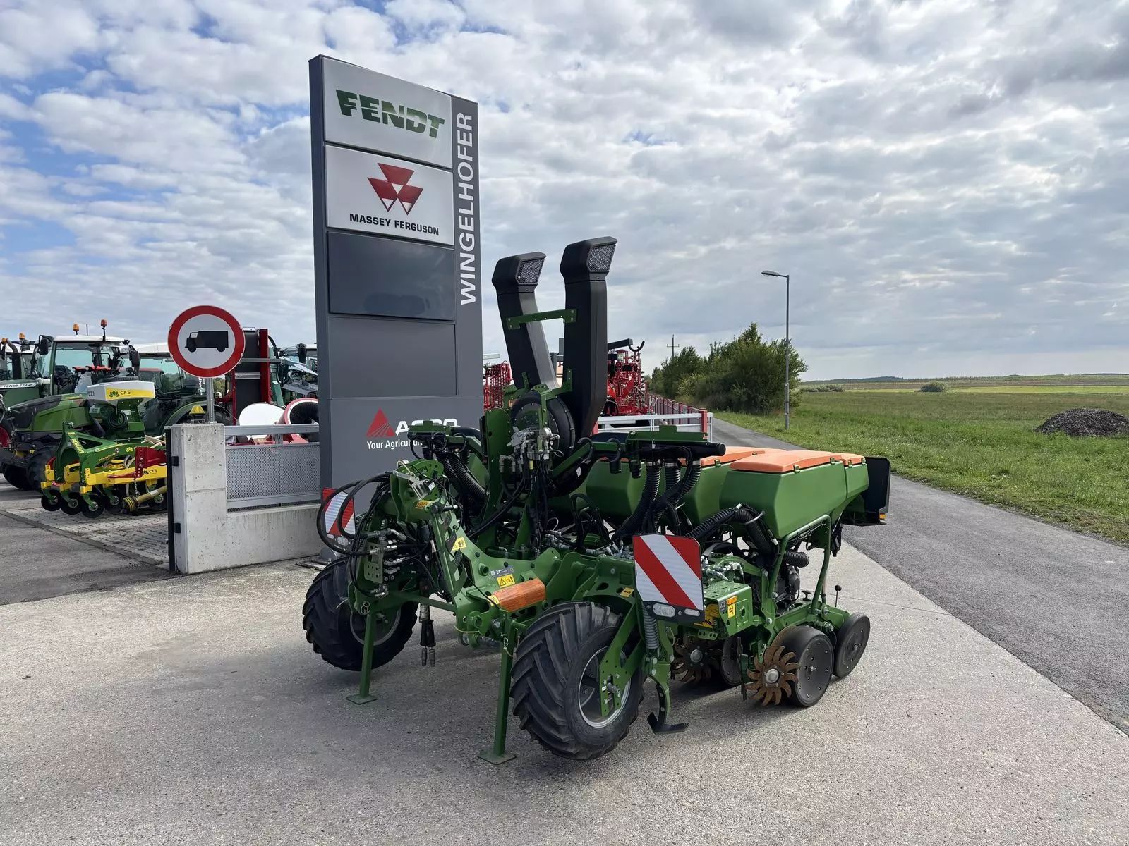 E-FARM: Amazone Precea 4500-2 Super - Precision drill - id BLMIE4N - €45,000 - Year of construction: 2024 - Austria