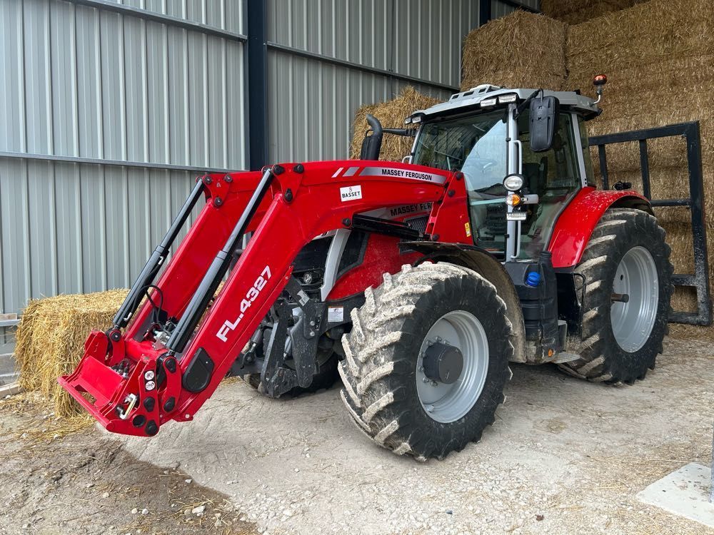 Massey Ferguson 7S.180 Traktor 105 000 €